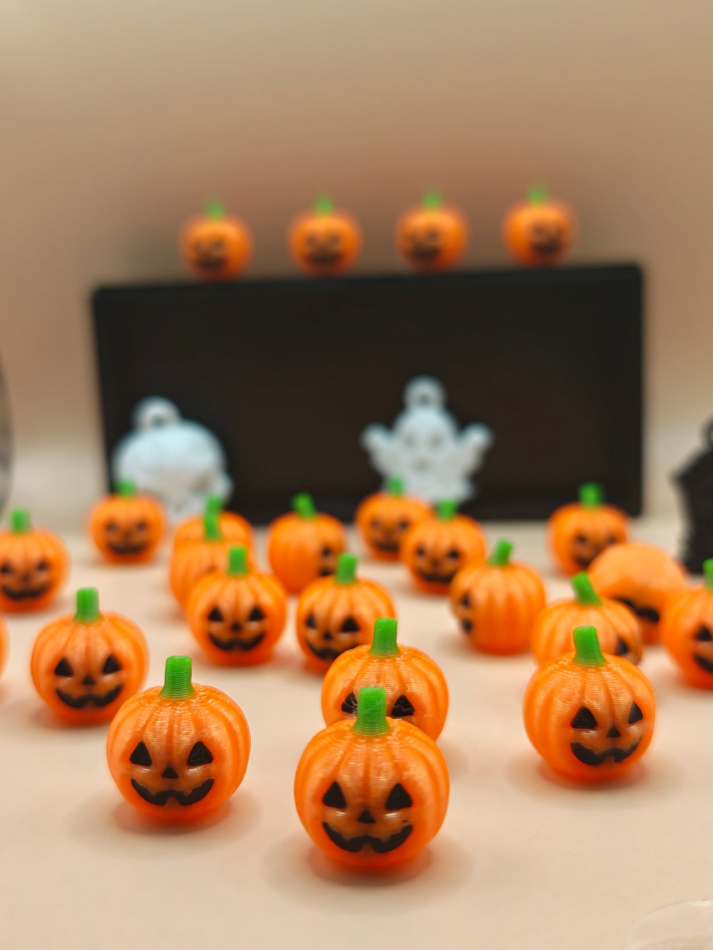 25 mini-pumpkins