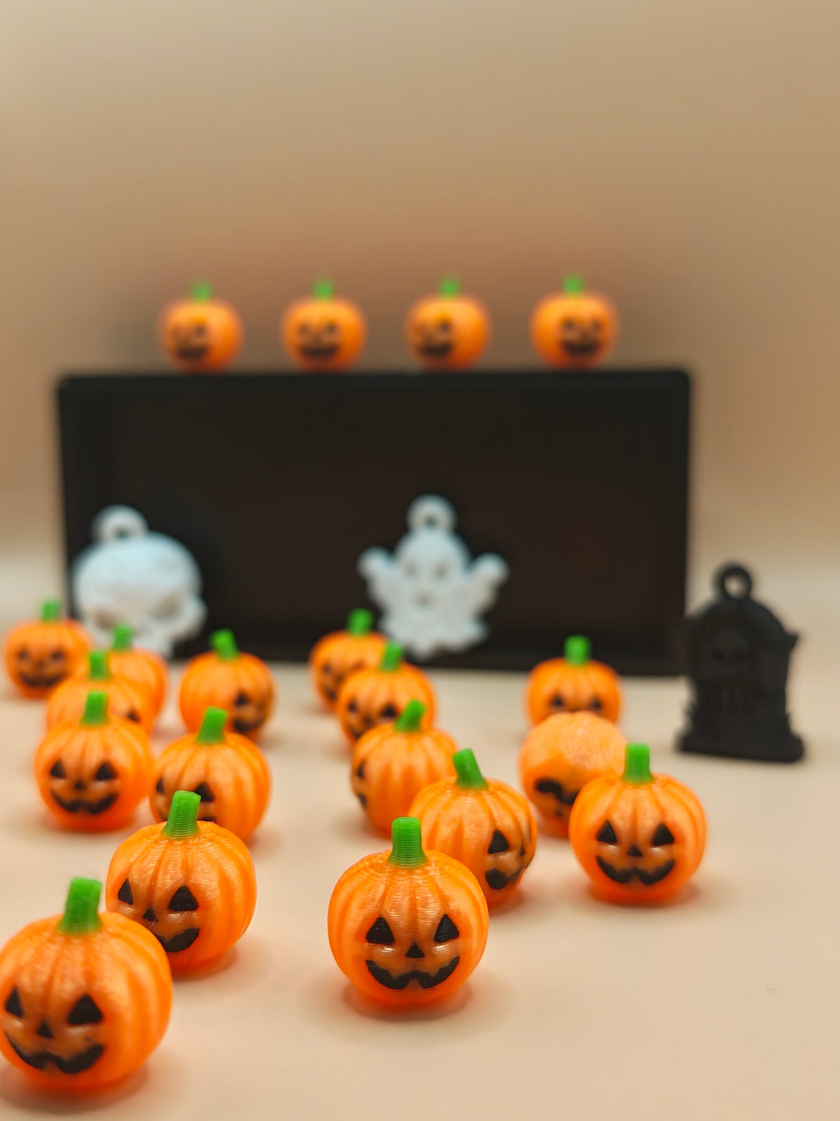 25 mini-pumpkins