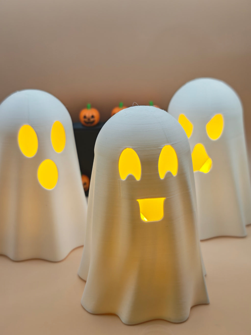 Set of 3 Ghost-shaped candle holder